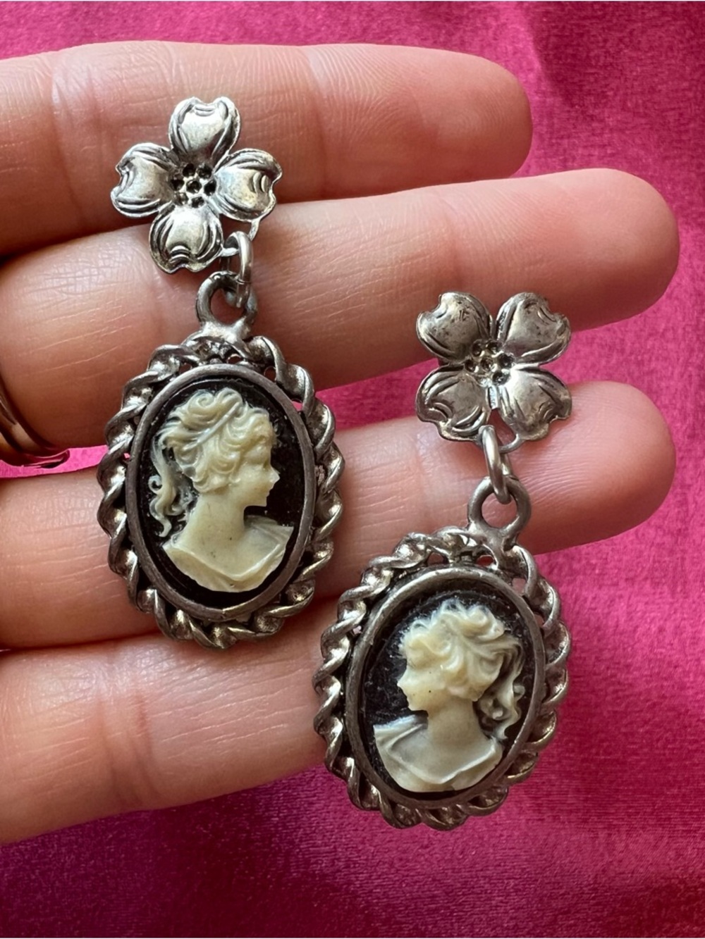 Vintage Silver Tone Floral Cameo Drop Earrings - Black & Cream